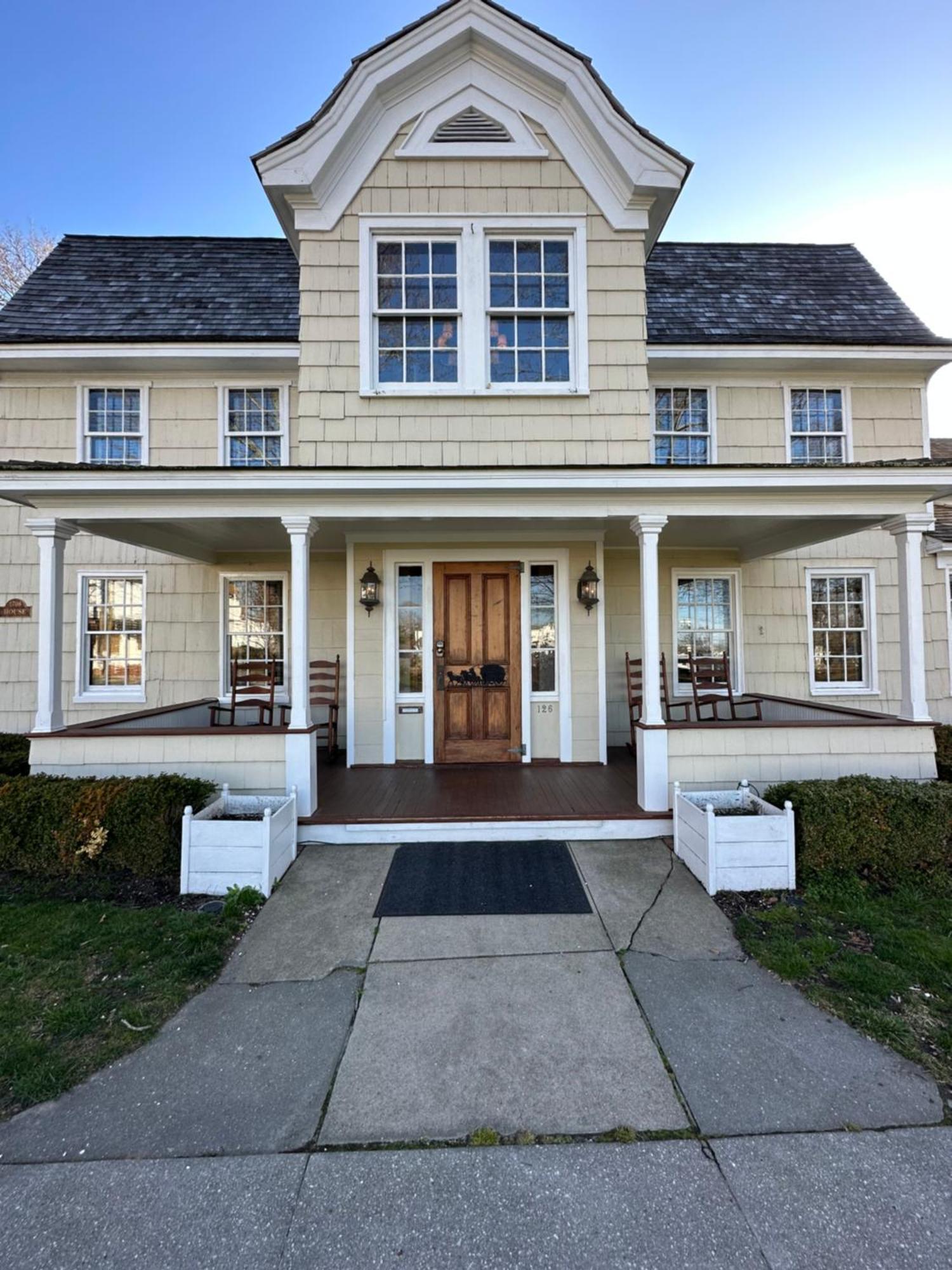 The 1708 House Bed & Breakfast Southampton Exterior foto